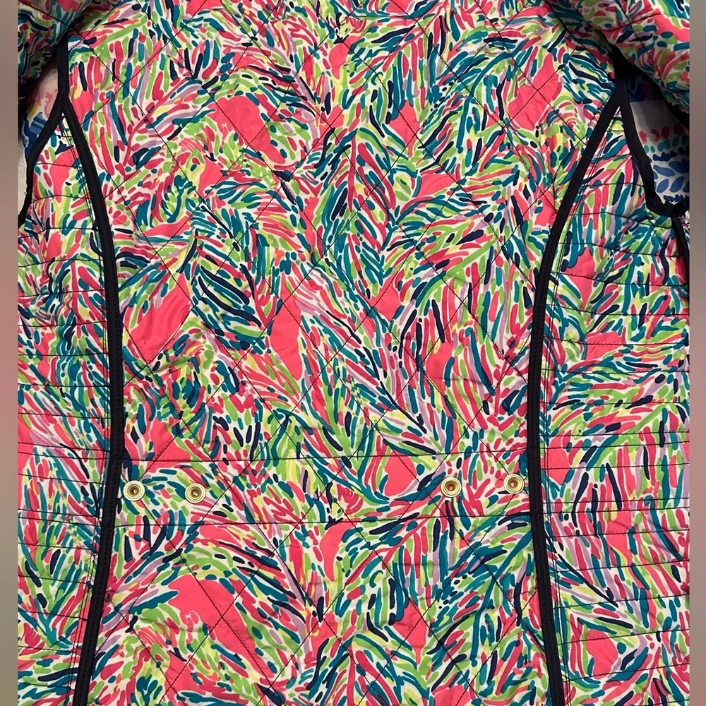 Lilly Pulitzer navy quilted vest - Picture 7 of 13